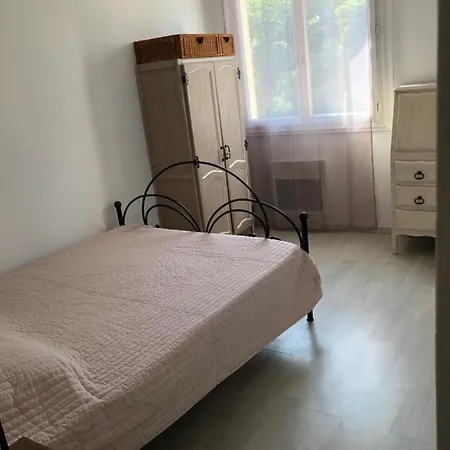 Lo Pequelet Apartment Avignon Exterior photo